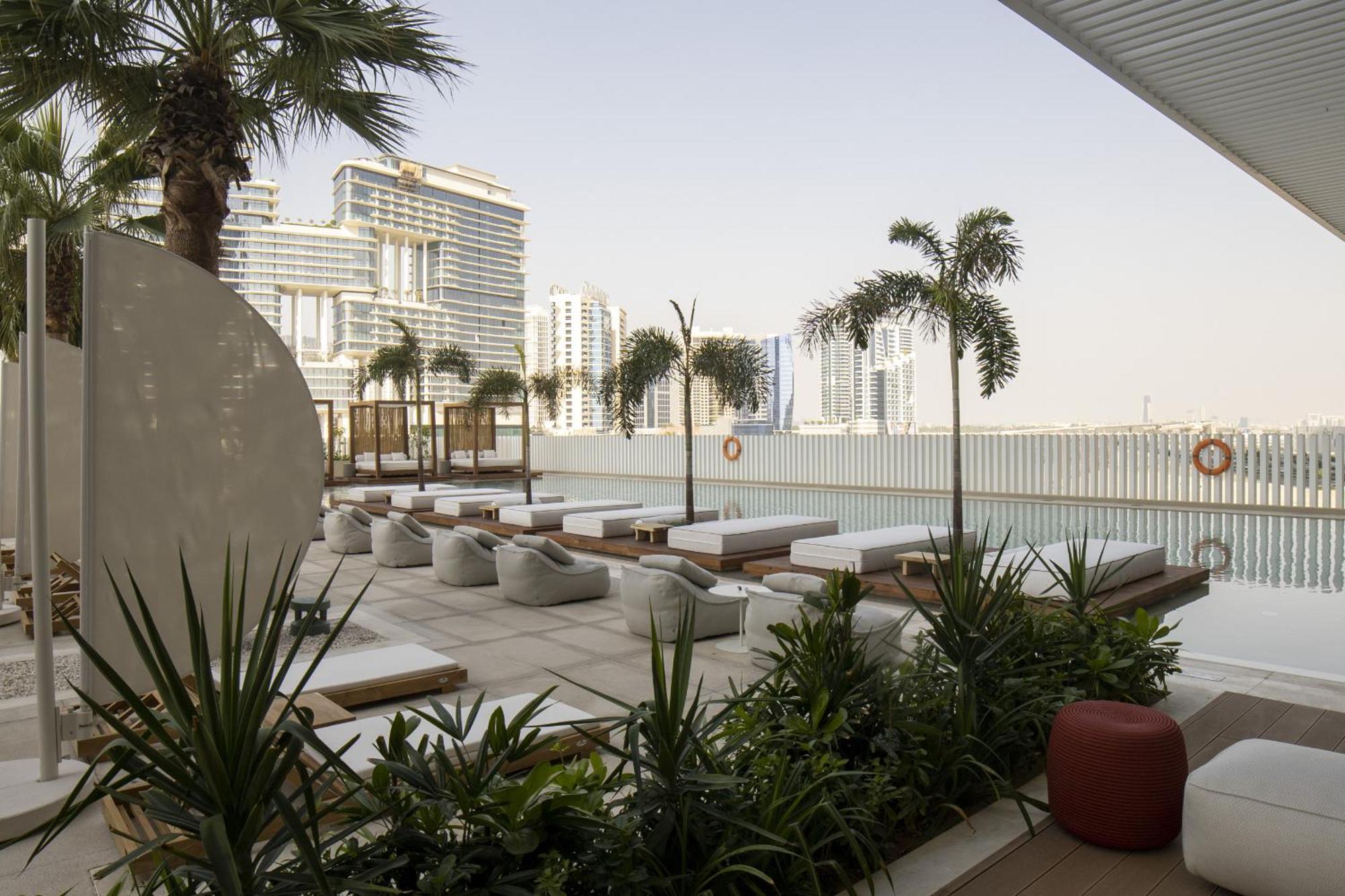 Modern Studio, Burj Views - Business Travelers Apartment