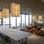 Modern Studio, Burj Views - Business Travelers