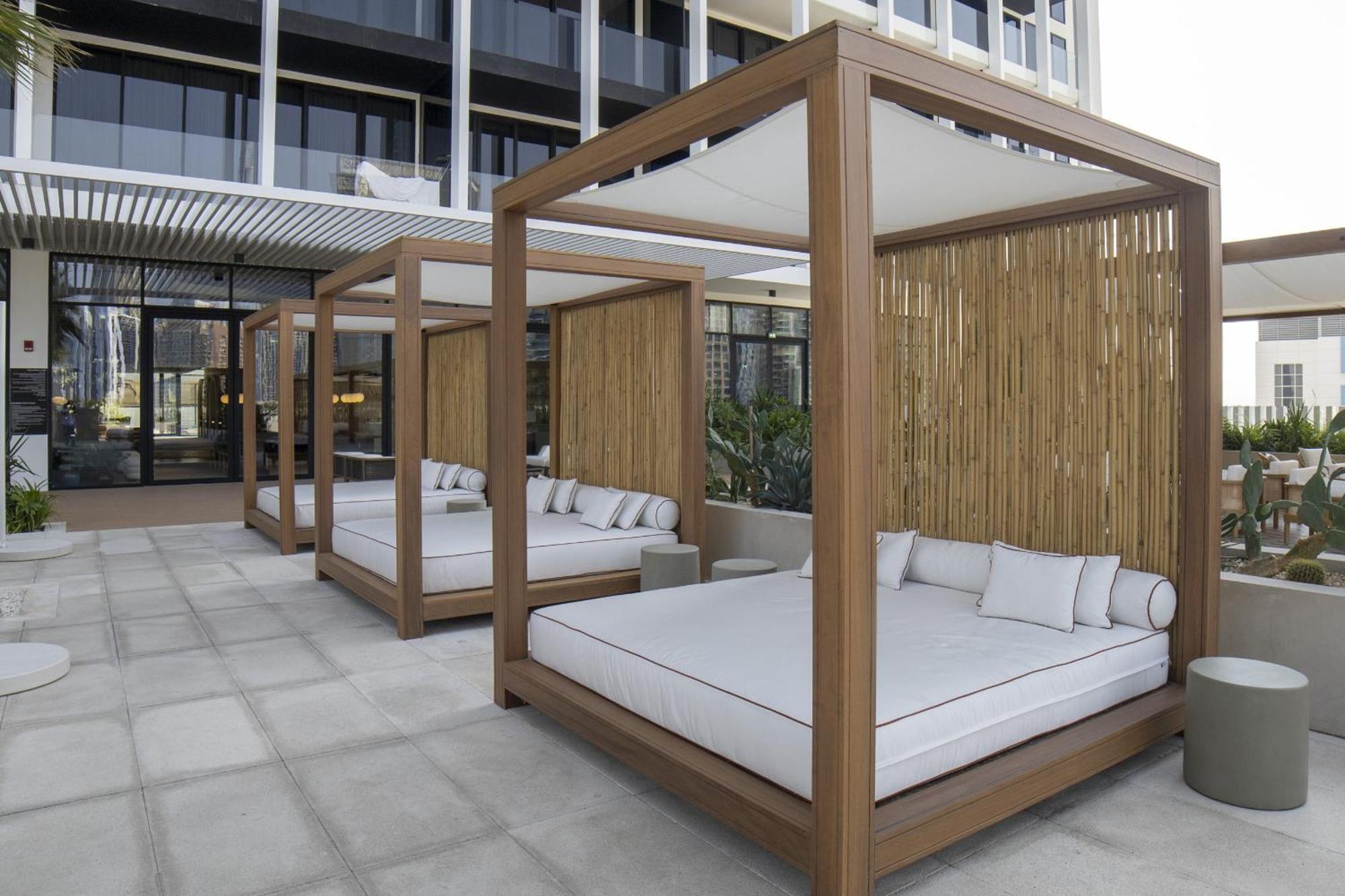 Modern Studio, Burj Views - Business Travelers Apartment Dubai